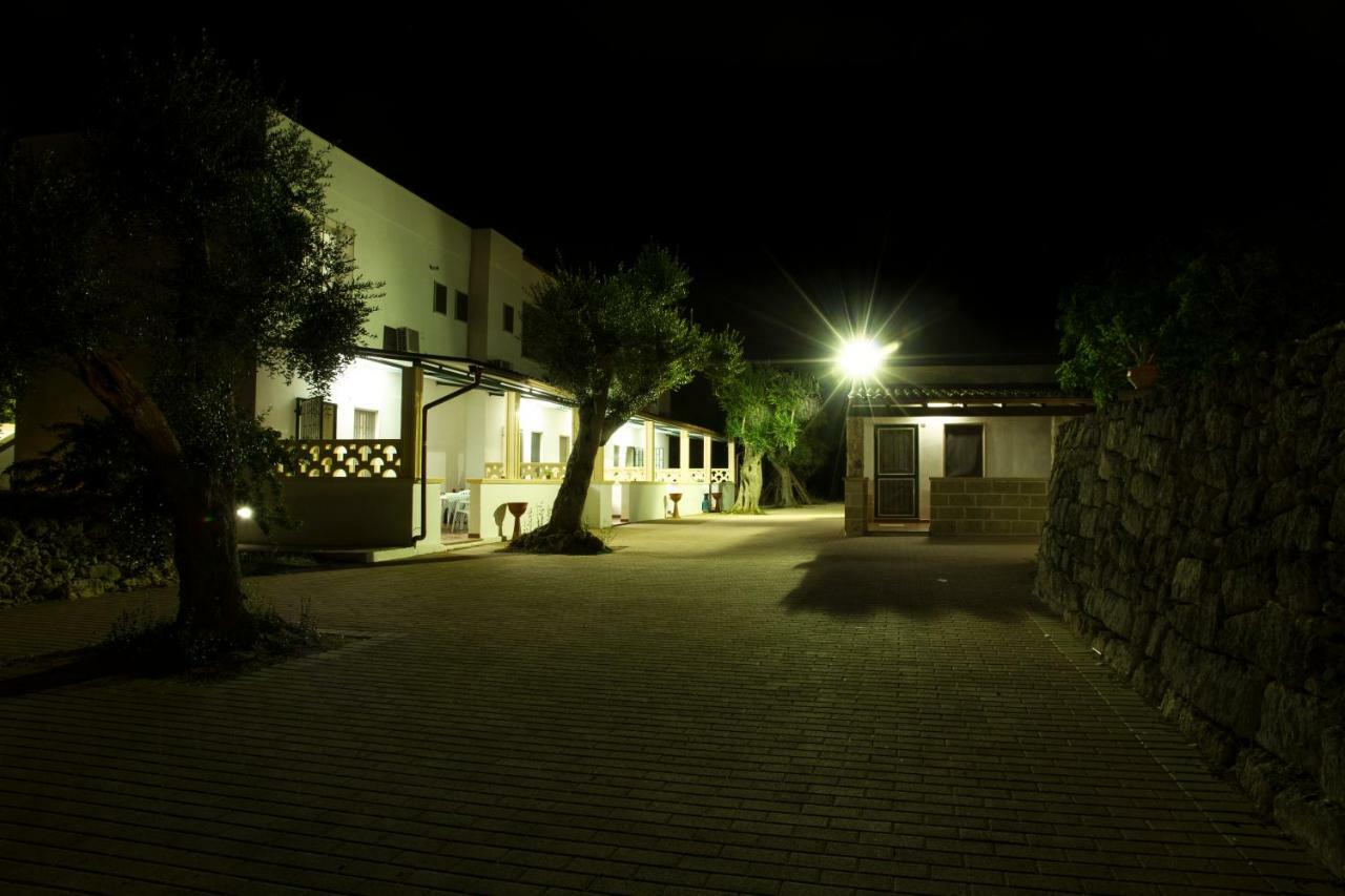 B&B La Seta Rossa Galatone Exteriör bild